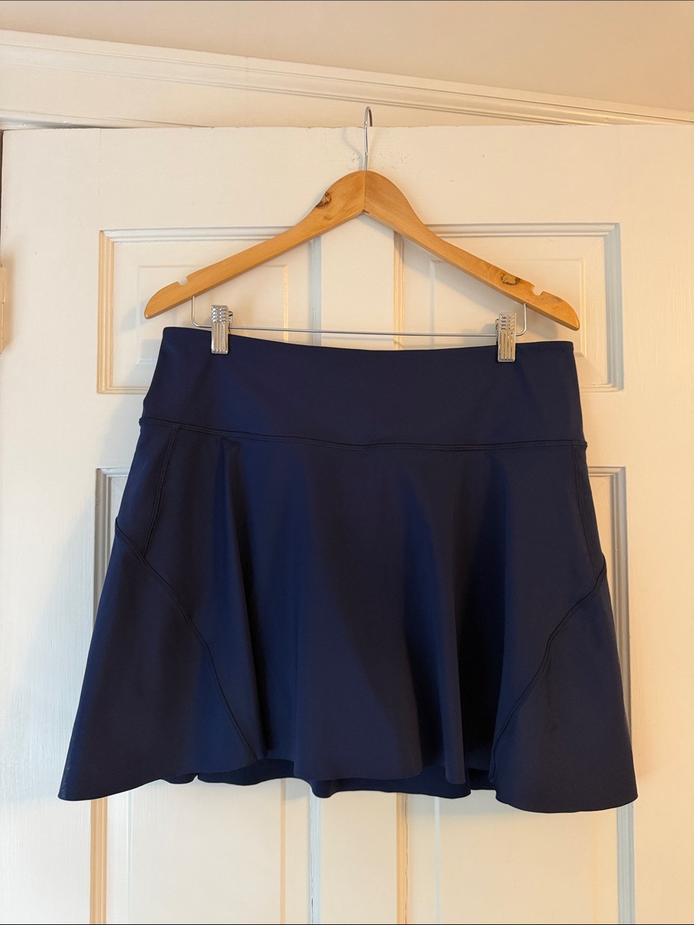 Athleta Navy Flared Athletic Skirt (worn once)